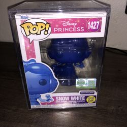 Funko Pop Disney Snow White Glow #1427 LE 5000 Translucent Blue With Protector