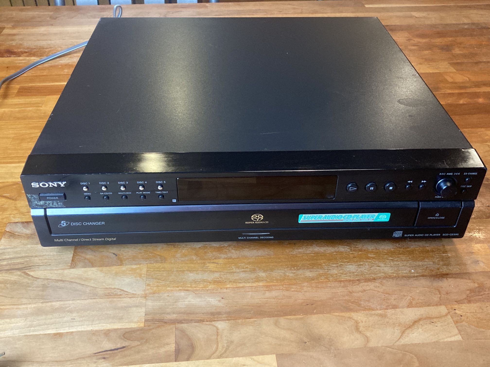 Sony Super Audio CD Player SCD-CE595 - 5 Disc Changer
