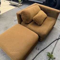 Original MCM Chaise 