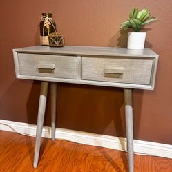 Small Vanity / Desk