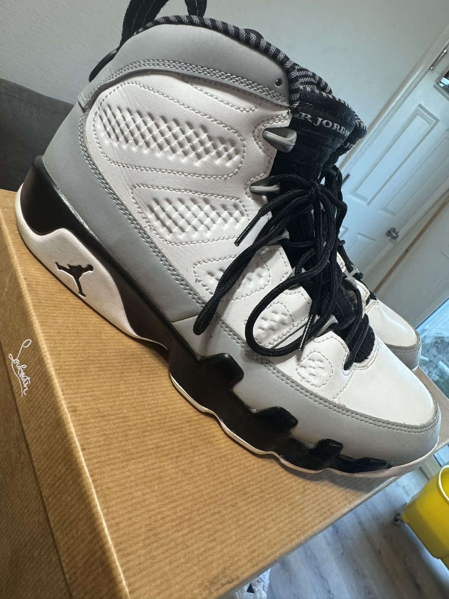 Air Jordan 9 Retro 'Barons'