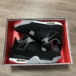 Jordan 4 Bred 