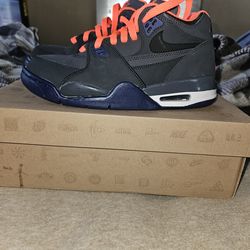 Nike Flight 89 size 6Y