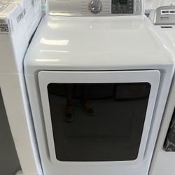 Samsung Electric Dryer Brand New Open Box 