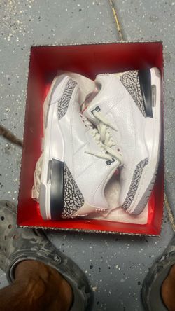 Jordan Retro White Cement 3s