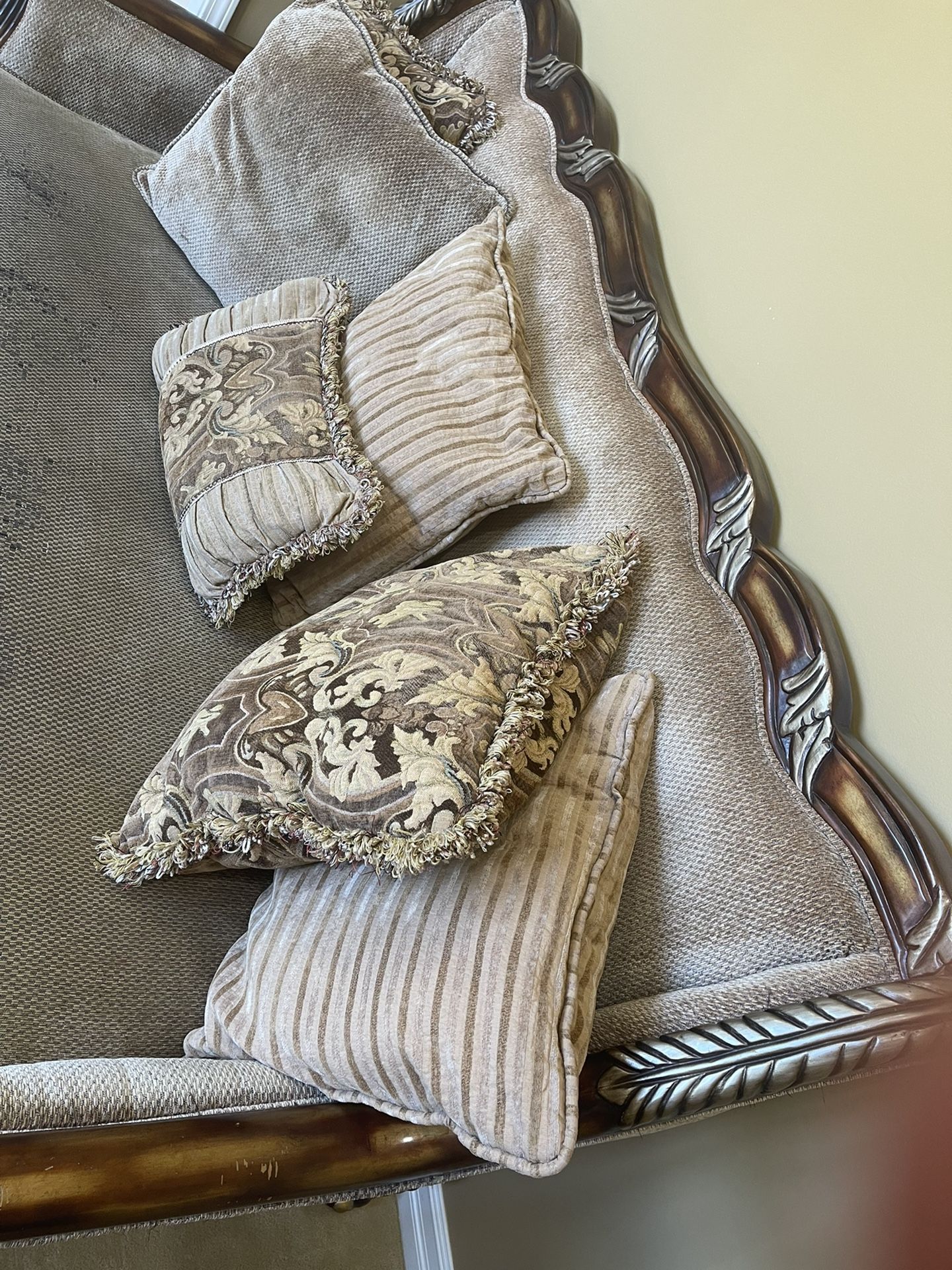 2 Sofa And One Chair