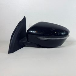 2017 - 2020 NISSAN ROGUE LEFT DRIVER SIDE MIRROR OEM