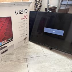 Vizio 40” Smart TV – 1080p LED – Works Great