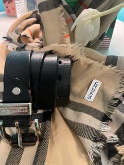 Belt and scarf Burberry