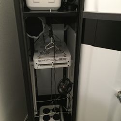 SUPERCLOSET HYDRO GROW LOCKER + A TON OF ACCESSORIES! 