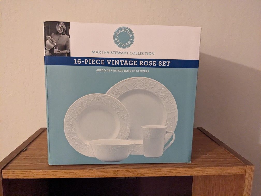 Martha Stewart Vintage Rose Dinnerware Set