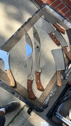 Machete knives