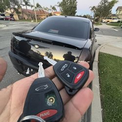 Llaves De Autos / Car Keys And Remotes 