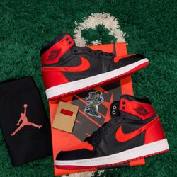 Jordan 1 Retro High OG Satin Bred