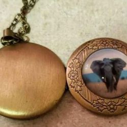 New Elephant Locket Necklace See All Pictures SHIPPING Is AVAILABLE
