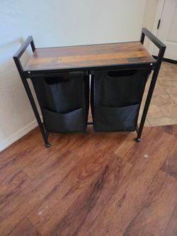Double hamper with front pockets