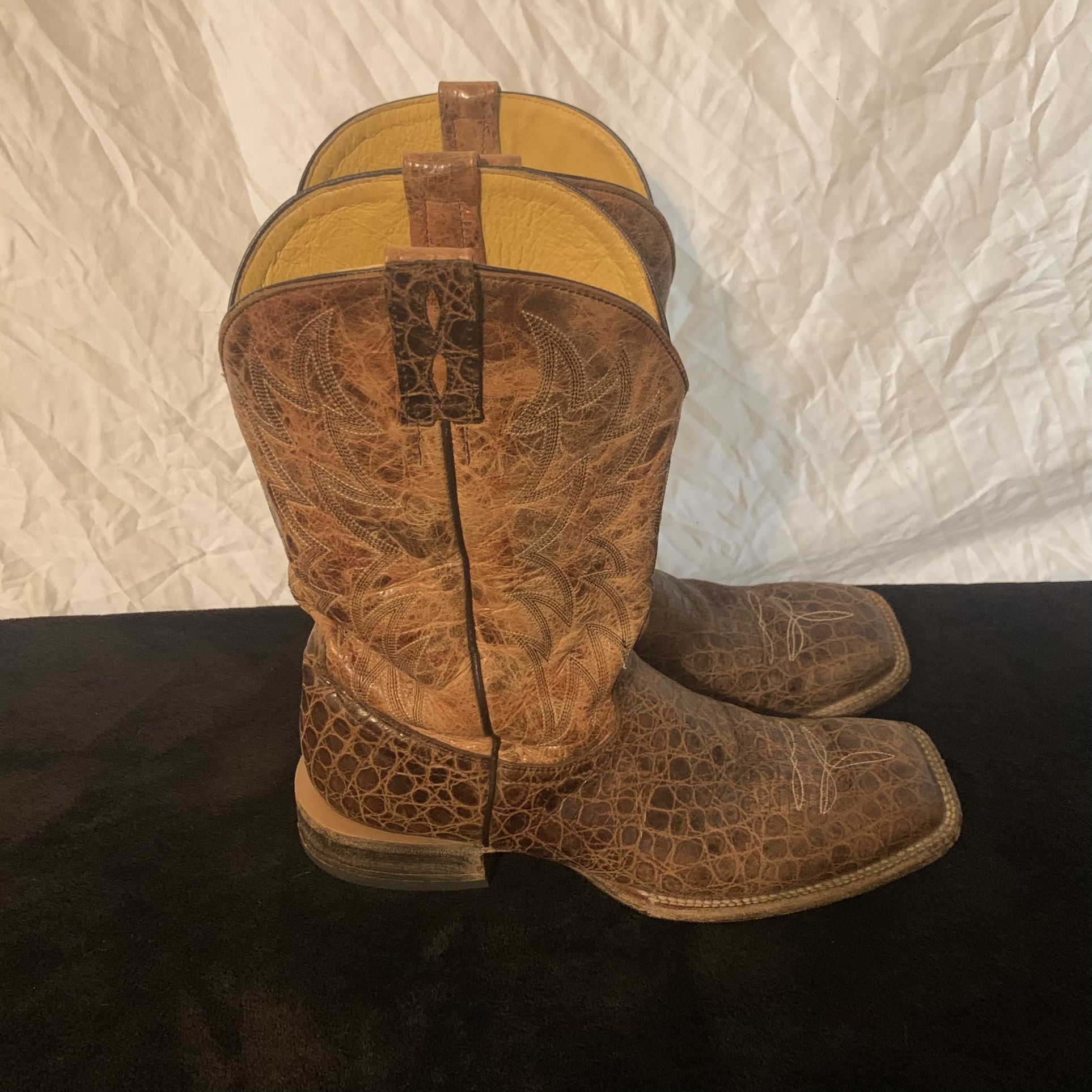 Men’s Cavenders Boots