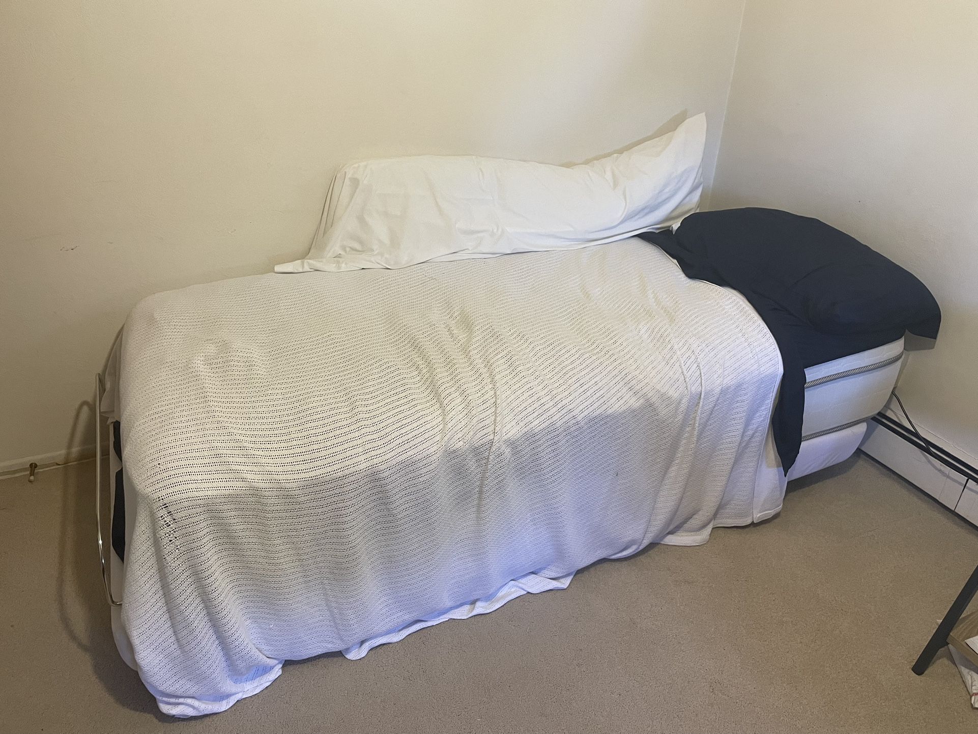Twin bed With Ergomotion Bed Frame