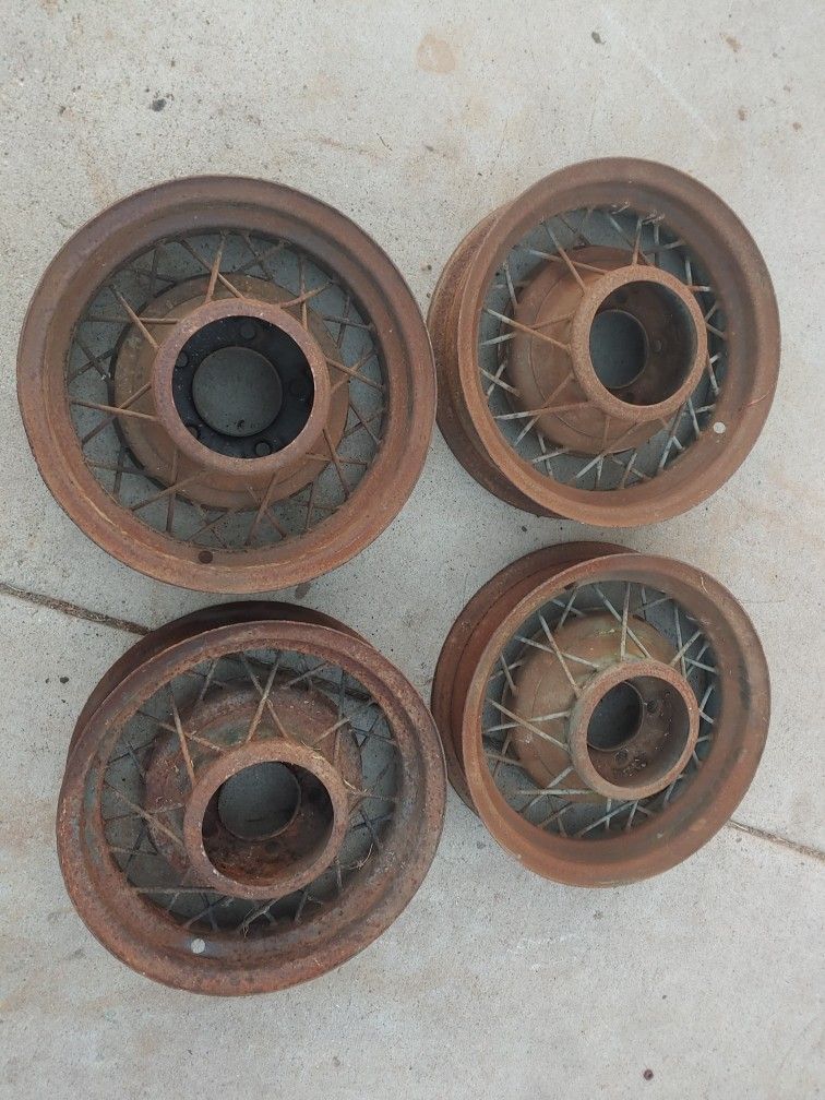 1935 Ford Wire Wheels 16" Set Of 4