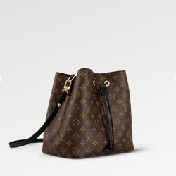 Louis Vuitton NeoNoe MM MNG Noir for Sale in Cleveland, OH - OfferUp