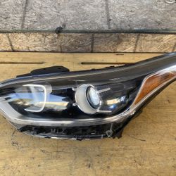 2019,2020,2021 Kia Forte Left Side Headlight