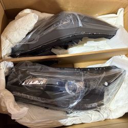 Pair Projector Headlight Assembly Compatible with 13-15 Honda Accord 4-Door, Black/Clear