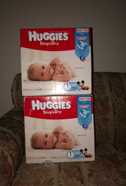 Huggies Pampers Snug & Dry