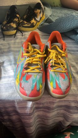 Nike Kobe Vince Beach Size  5 youth