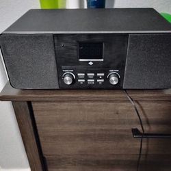 AM/FM BlueTooth  Works With Android And iPhone 