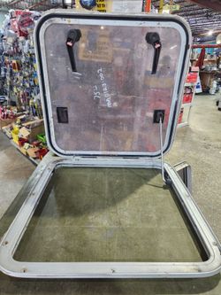 MA0123-002 Hatch With 20"x 20" Cutout