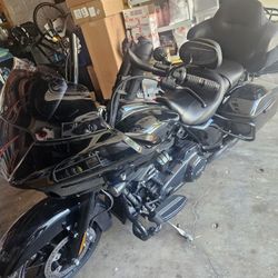 Rand Glide  HARLEY DAVIDSON 