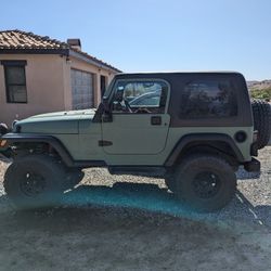 2002 Jeep Wrangler 4x4 6 Cylinder 