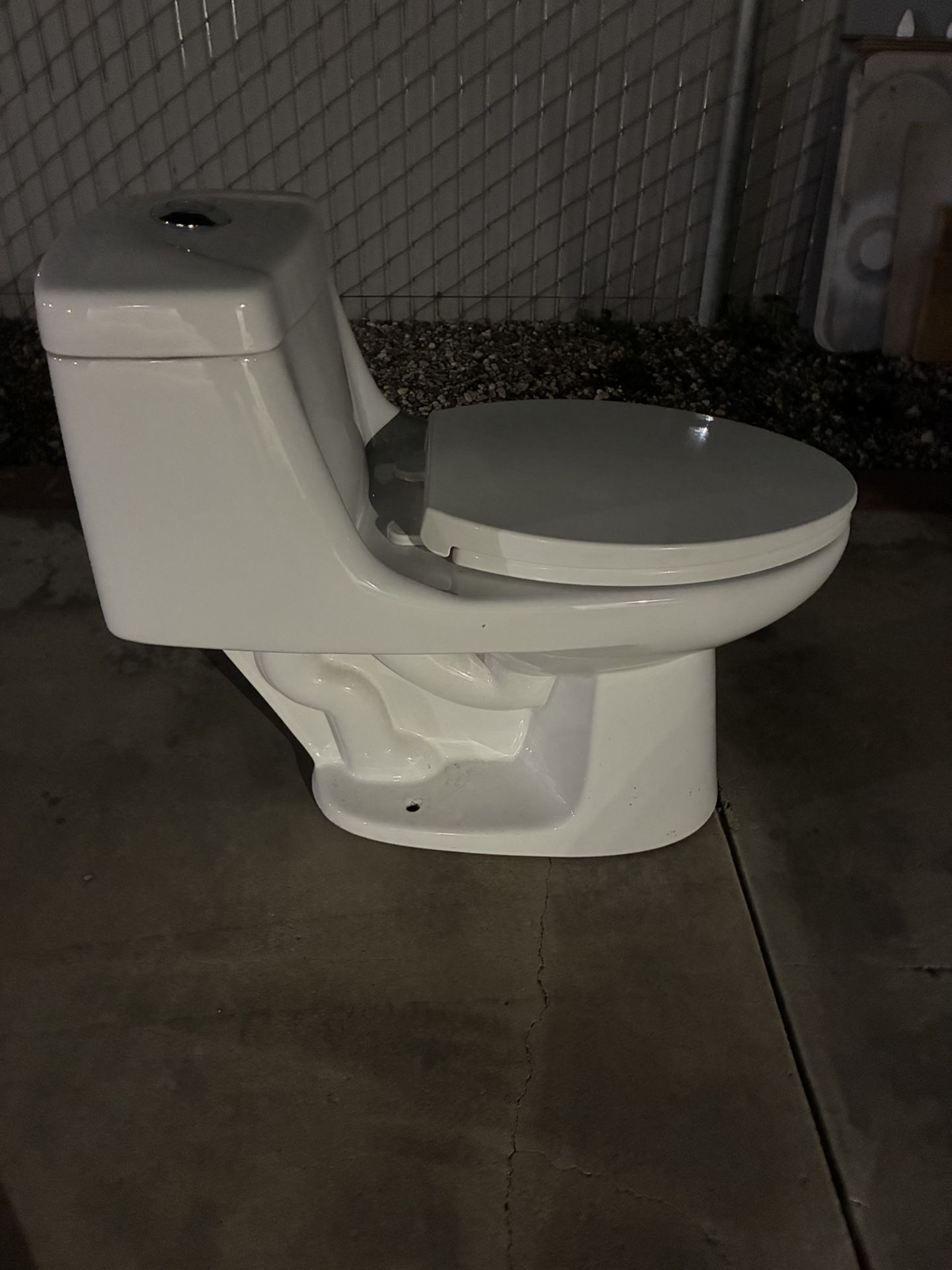 Toto Toilet 