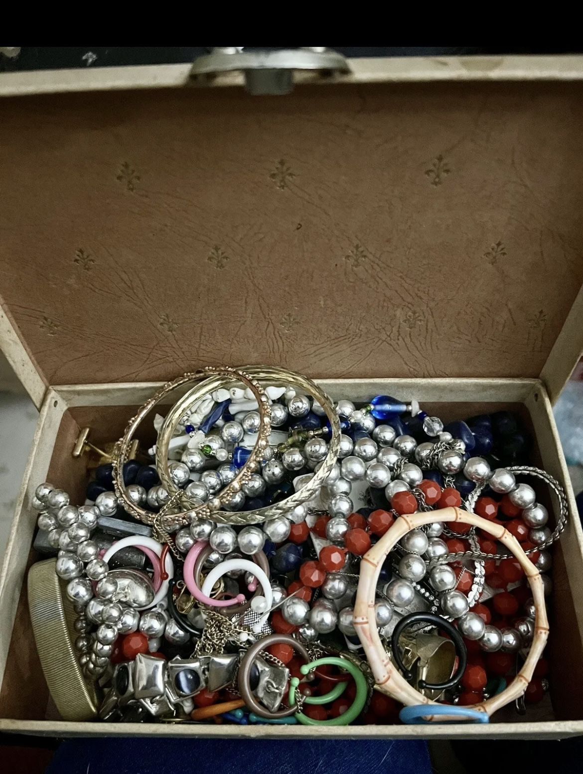 Jewelry Box Of Jewelry 