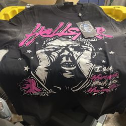 Hell Star t-shirt n shorts