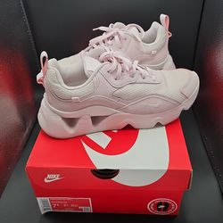 Nike Women's RYZ 365 2 'Barely Rose'