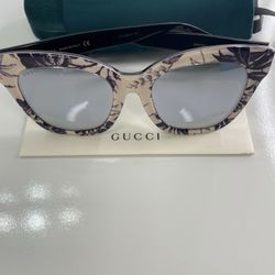 GUCCI SUNGLASSES AUTHENTIC SHIPPING ONLY 
