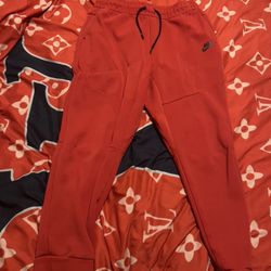 Nike Tech Fleece “Red” Pants