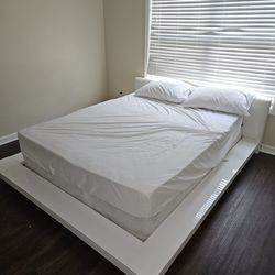 BRAND NEW EXOTIC QUEEN BED