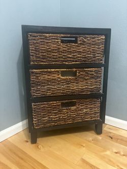 Small end table bookshelf storage cubicle with rattan baskets 3 shelf black and brown