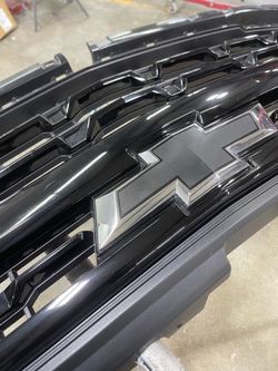 2024 Chevrolet Silverado grill
