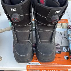 Snow Boots 