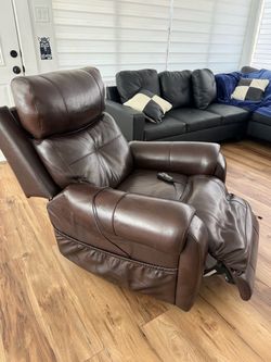 Reclining chair with heater