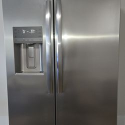 1 Year Old refrigerator - Frigidaire Standard Depth Fridge Side By Side