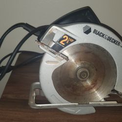 Black And Decker Circular Saw