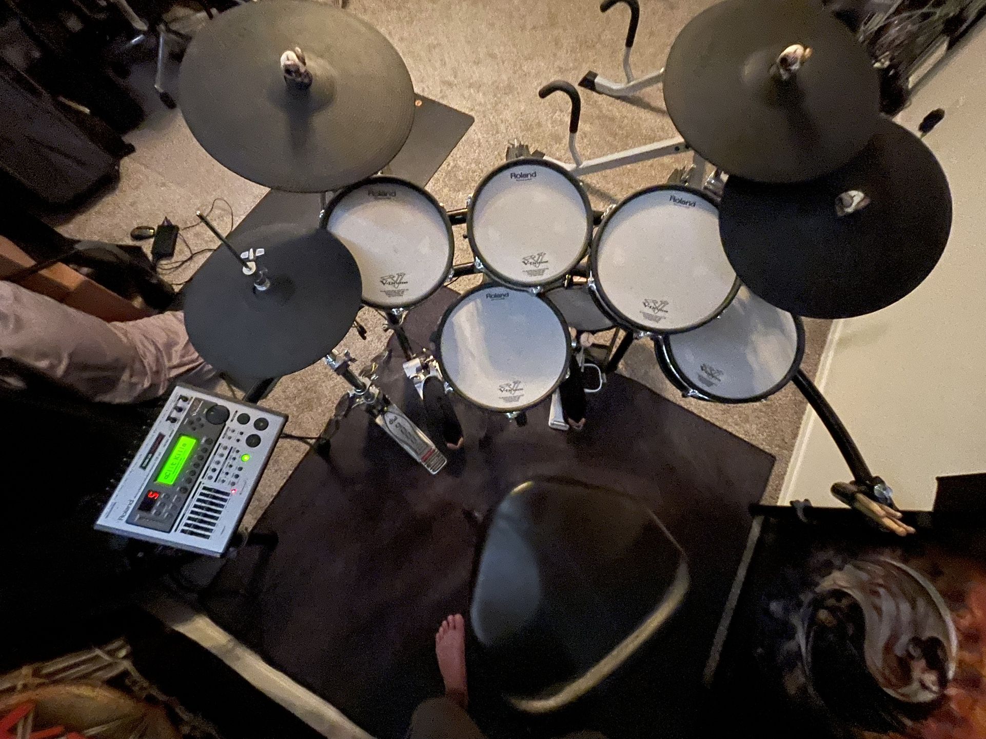 Roland Electronic Drums TD-20 Kit w/ TDW-20 Expansion Board + Roland V-drums Drum Mat