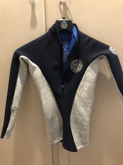 Rip curl wetsuits tops size 4