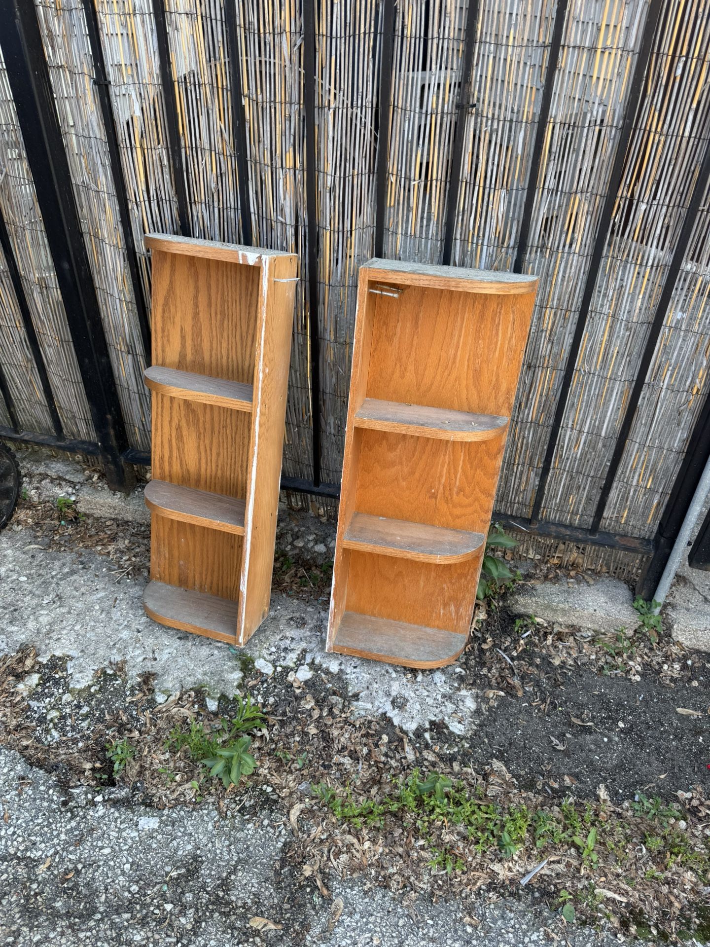Free Corner Shelves