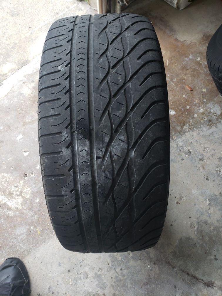 215/50R17 tire