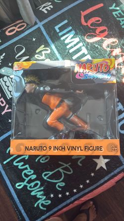 Naruto vinyl figure